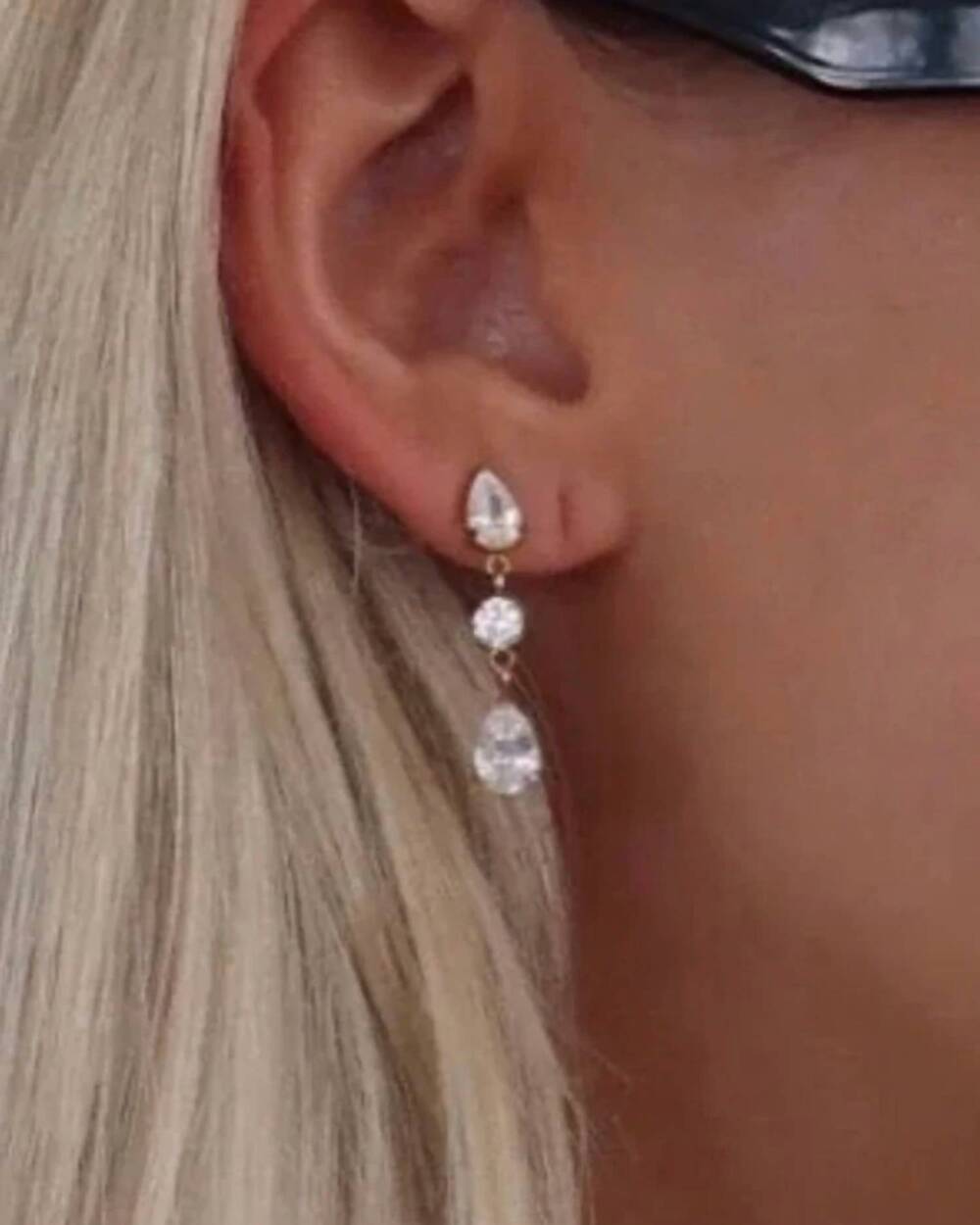 NEW CHANSUTTPEARLS women's mallory earrings in gold